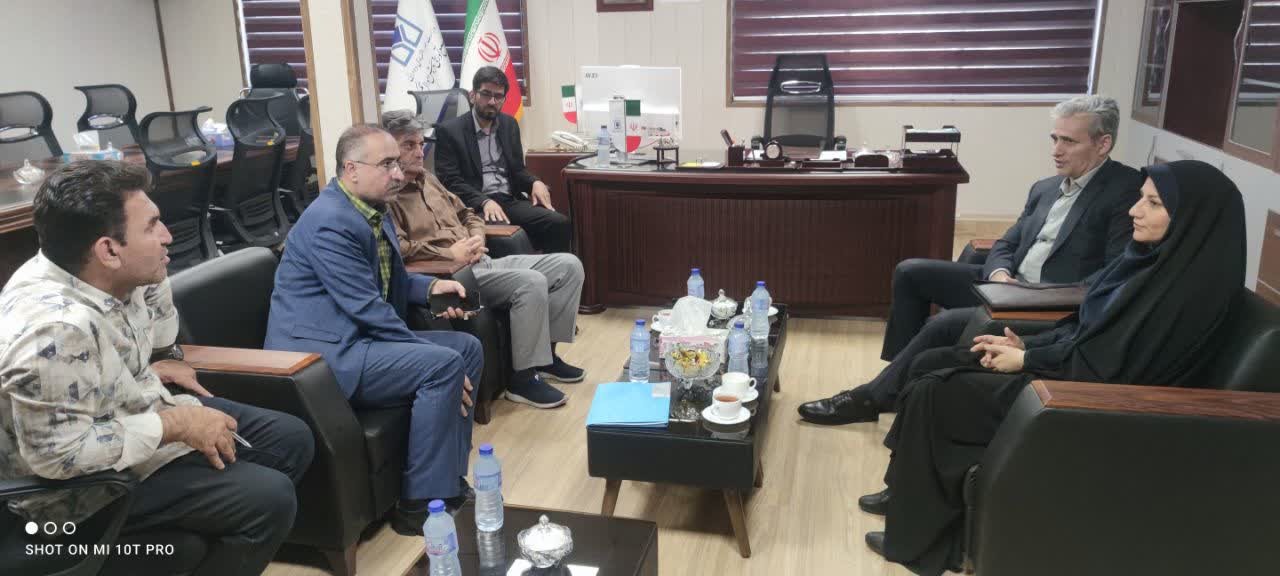 برگزاری نشست مشترک مدیرکل توسعه سرمایه انسانی با نمایندگان سازمان اداری و استخدامی برگزاری نشست مشترک مدیرکل توسعه سرمایه انسانی با نمایندگان سازمان اداری و استخدامی